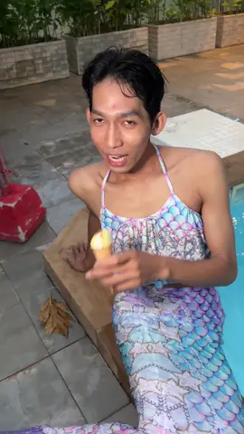 I am a mermaid but I like ice-cream so much yuh 🍦😭 #justforfun #fyp #funny #memes #viral #savinkao #mermaid #icecream #yuh 