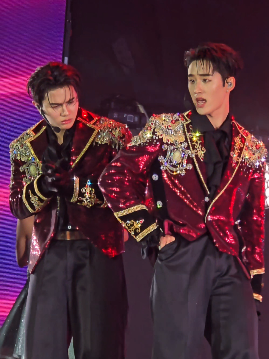 วิลเลี่ยมเอสดูถูกใจแนวนี้นะคะ @jkpwilliam @est_rvp  WILLIAMEST 1ST MOMENT #WilliamEstFanconD1 #williamjkp #WilliamEst #est_rvp 
