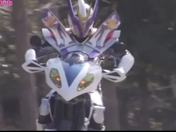 mấy bà kẹ khác có trùng idea báo t nha t hổng nhắn các bà được 🥲 #kamenriderdeno #kamenrider #tokusatsu #fyp #xuhuong 