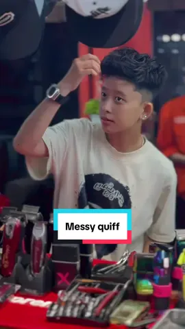 Lên kiểu messy quiff cho anh em tham khảo nha ❤️ #dongtaybarbershop #messyquiff #kieutochottrend #tocnamdep 
