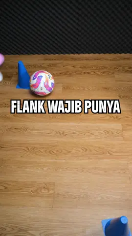 Hukumnya wajib buat punya dan cobain sepatu futsal untuk para flank sob!🔥💯 Secara fitting sepatu-sepatu ini sangat rekomen buat lo para pemain yg mengutamakan kontrol dan mobilitas sob! 🔝 Jadi tunggu apalagi buruan amanin size lo sekarang sob! 🙌 #sepatuoriginal #sepatufutsaloriginal #ASMR #rekomendasisepatu #Fittingtest #pakaisepatu  #belidisportiidaja #orderdisportiidaja #sportiidkiblatsportsangjuaara #sportiid 