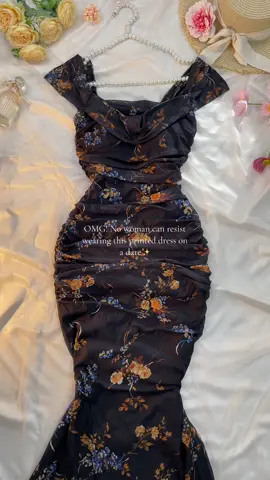 OMG! No woman can resist wearing this printed dress on a date🛍️ #womensfashion #blackdress #floraldress #dress #womensdress #floral #maxidress #tiktokshopblackfriday #fyp #comfy #tiktokshopbacktoschool #backtoschool #partydress #elegantdress #mydress #xfj 