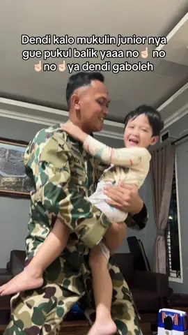 Junior nya dendi kalo dendi mukul bilang gue yaa, biar gua serampang balik si dendi ☺️🙏