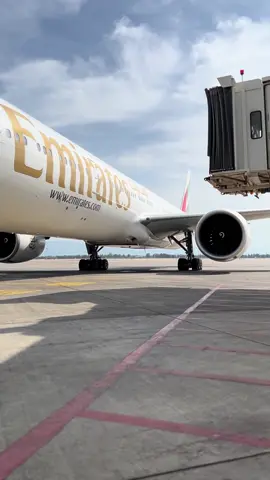 #airport #airfrance #swissport #imarat🇦🇪 #airalgerie 
