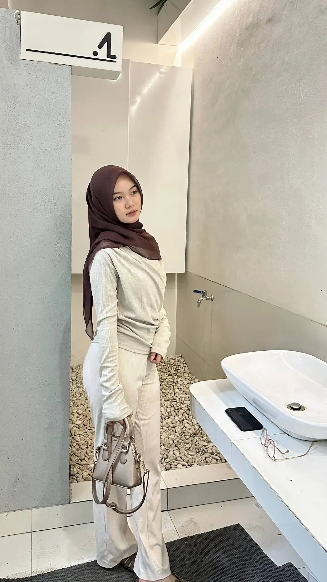 #inspirasioutfit #fyppppppppppppppppppppppp #fypp #rekomendasioutfit #outfitinspo #outfitinspo🔥 #outfitideas #matchingoutfits 