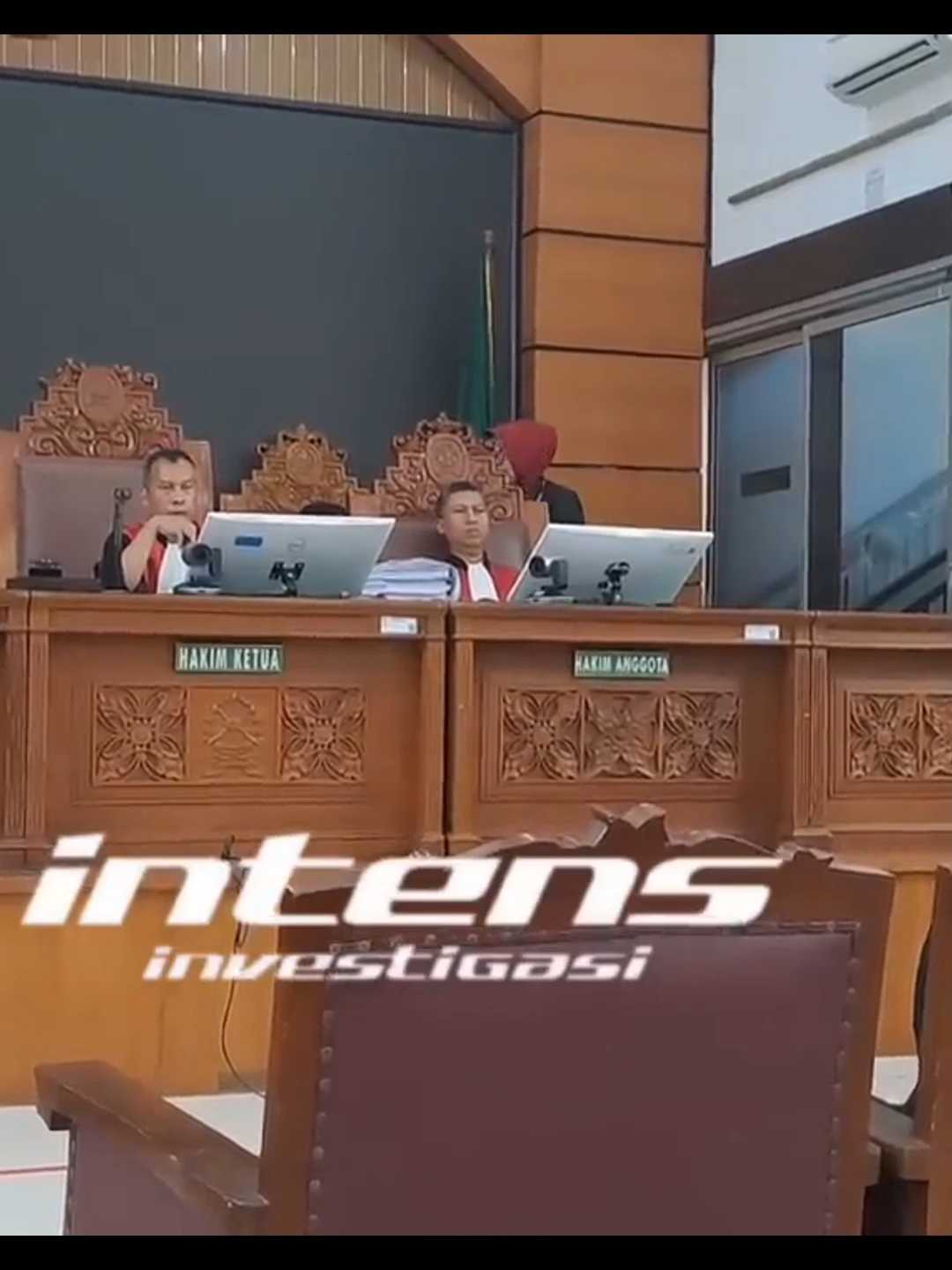 Hakim malah tidur saat sidang!