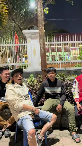 COMINGSOON STREET BOXING VOL11 ACOK BOB VS MAS ARYA STOP TAWURAN BIAR DAK BUYAN #kelvinmarley #jatanras #poldasumsel #peduligenerasi #stoptawuran #stopbullying #streetboxing #palembang 