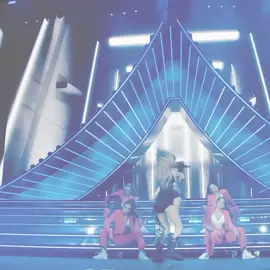 it's black and it's pink once the sun down 🖤🩷 #blackpink #shutdown #jinnie #lisa #rose #jisoo #lyrics #tiktok #fyp #fypシ゚viral #اكسبلور #explore #viral #foryou #fyppppp #الشعب_الصيني_ماله_حل😂😂 