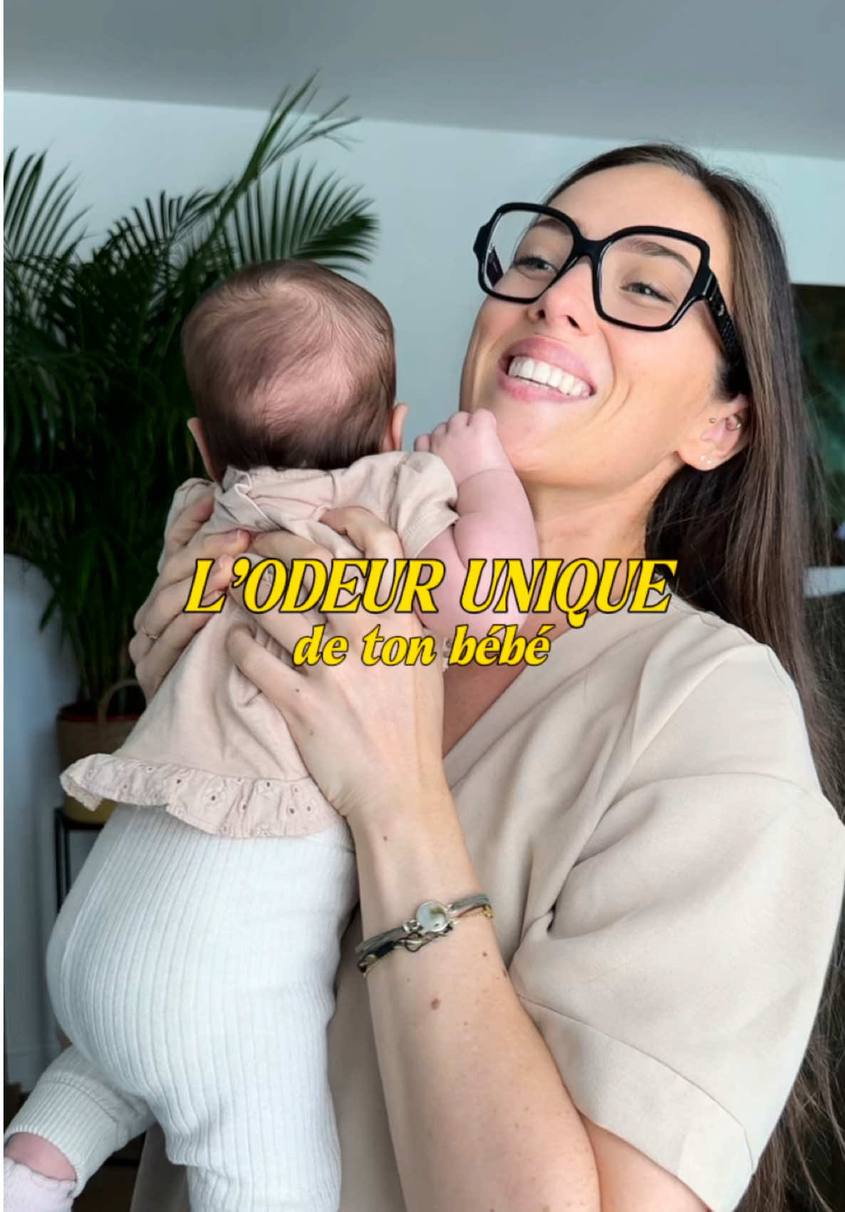 J’ai enfin compris pourquoi on touche pas aux bébés oiseaux … 😩