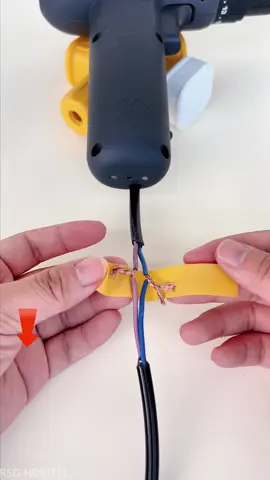 Cheap and easy-to-use heat shrink tubing, you'll need it.#tool #DIY #heatshrinktube #tiktokshop #tiktokmademebuyit #pyf 