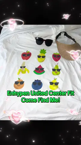Can’t wait to give out freebies and trade!! Meet me outside!! #moots? #enhypen #enhypenfreebies #freebies #kpop #enhypenchicago #enhypenwalktheline #unitedcenter #engene 