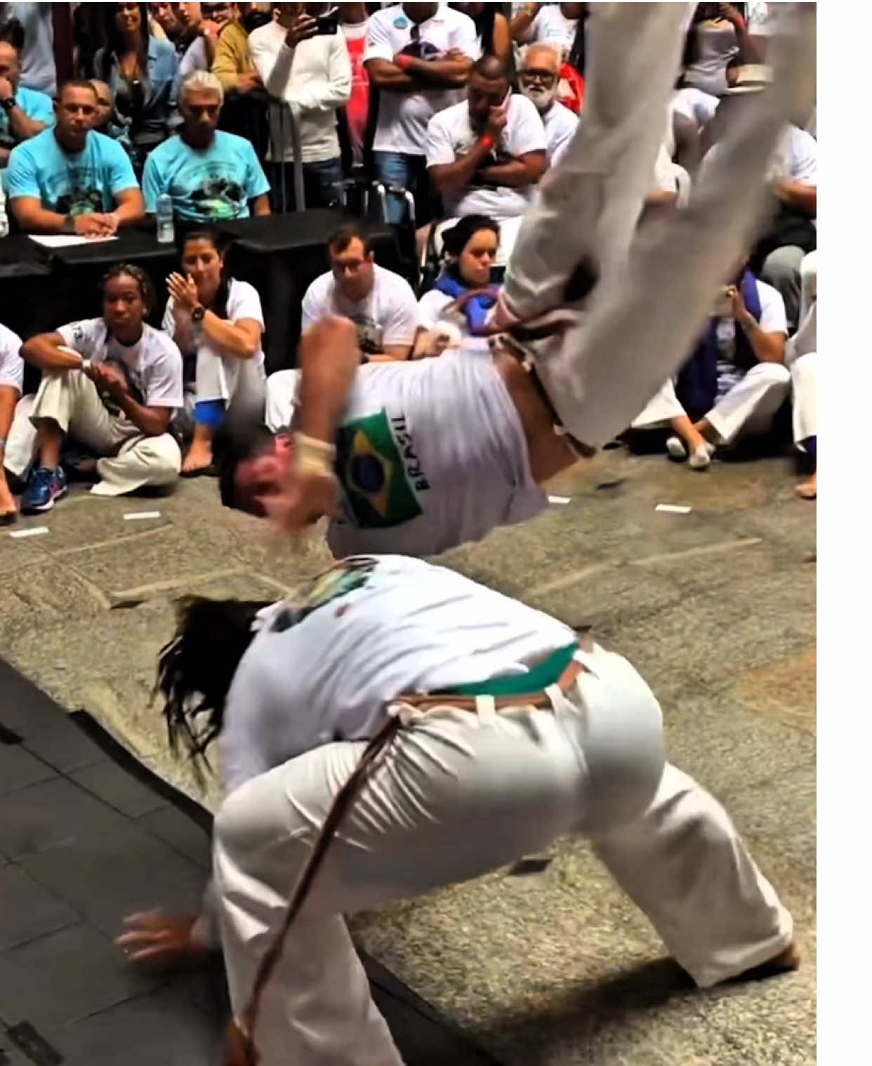 #capoeira #capoeiramovies #capoeirabrasil #artesmarciais #luta #motivacion #esports #edit 