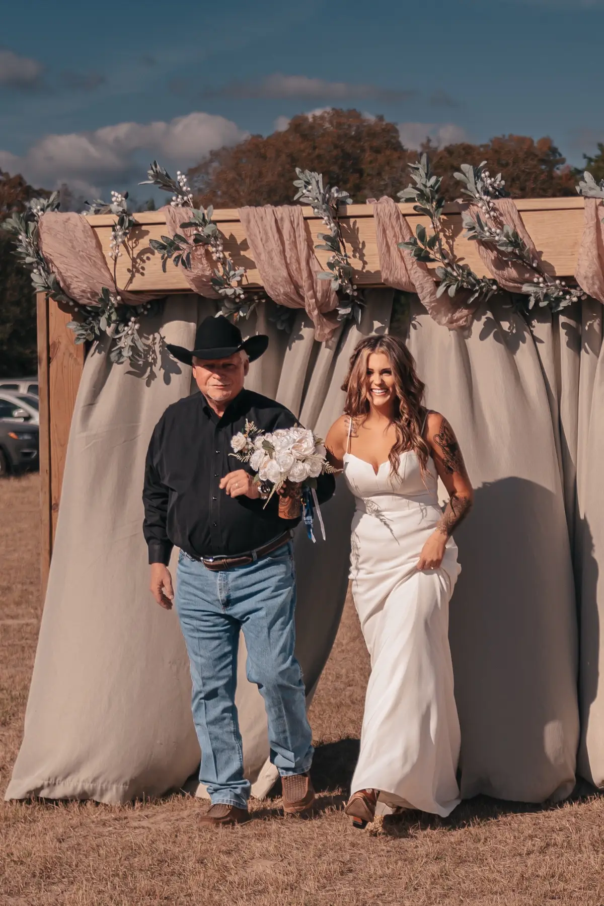 My groom sang me down the aisle 🫶🏼 I barely held it together when my uncle held the photo of my dad. He would’ve loved my husband, so much.  #wedding #weddingsong #2023bride #foreverfoshee #trending 
