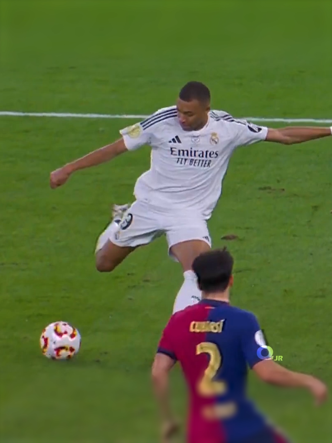 When Mbappe Faced barcelona Alone #mbappe 