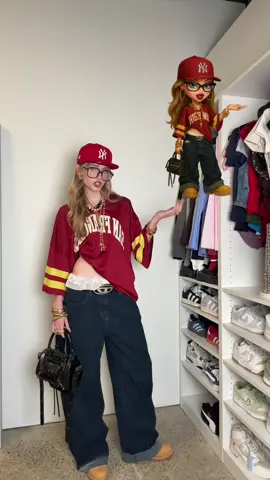 YES MA’AM 😮‍💨😍 my fav recent streetwear outfits!! which fit is ur fav? 1-5?🫡 #fyp #fashion #outfit #trend #streetwear #StreetStyle #fashioninspo #outfitinspo #fashiontiktok #baggyjeans #jorts #jersey #sneakers #foryou #pinterest #foryoupage 
