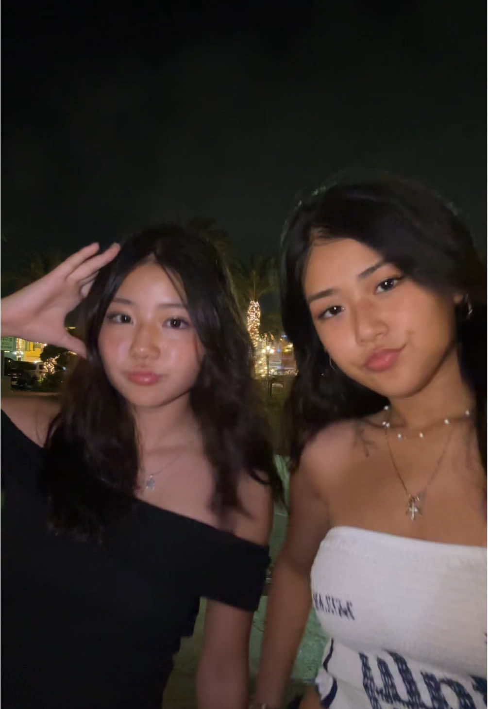 👯‍♀️