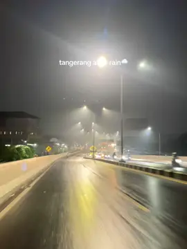 🌨️🫂#fyp #tangerang #afterrain #malamminggu #masukberandafyp 