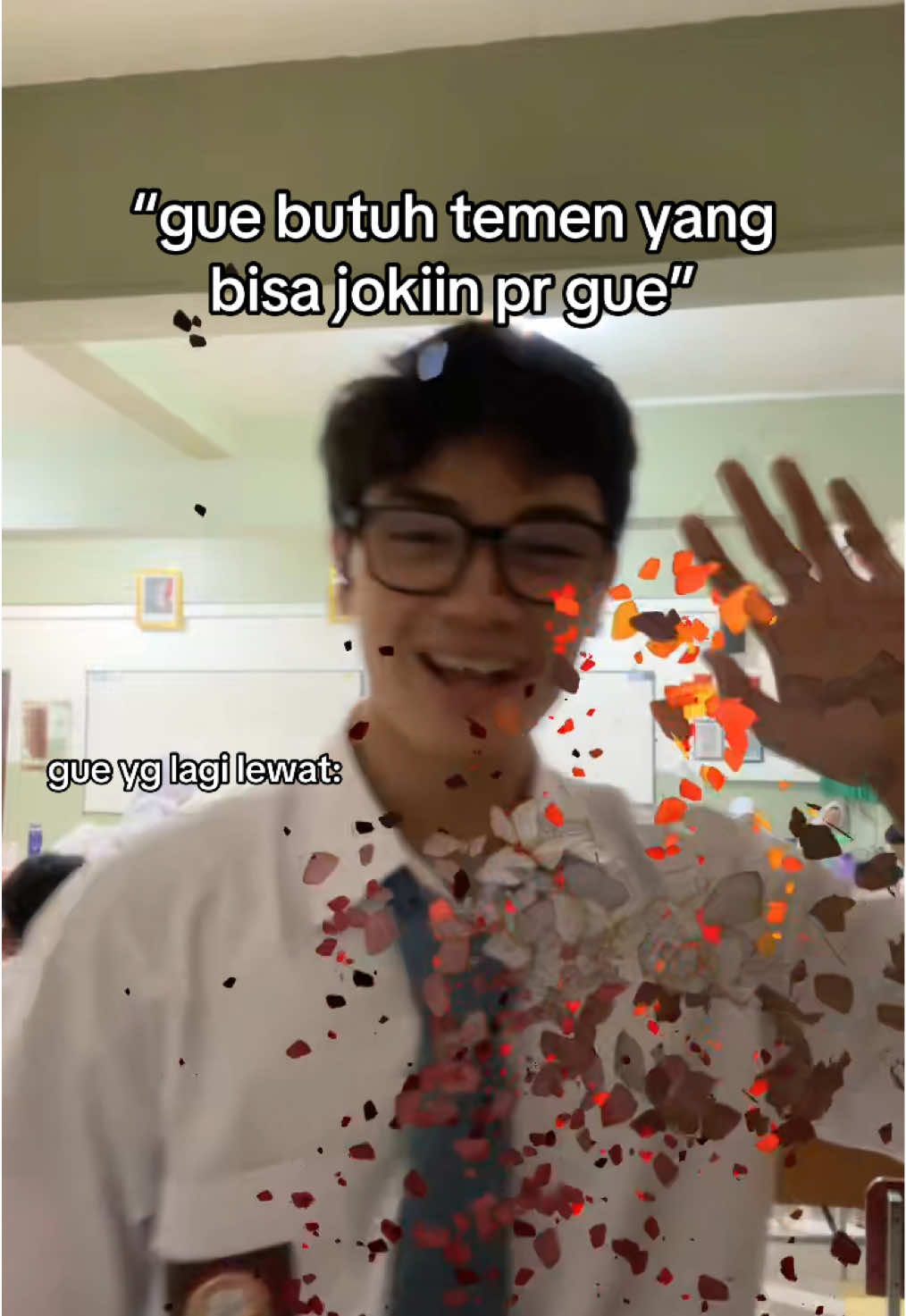 panggil aku pahlawan😁☝🏻 #4u