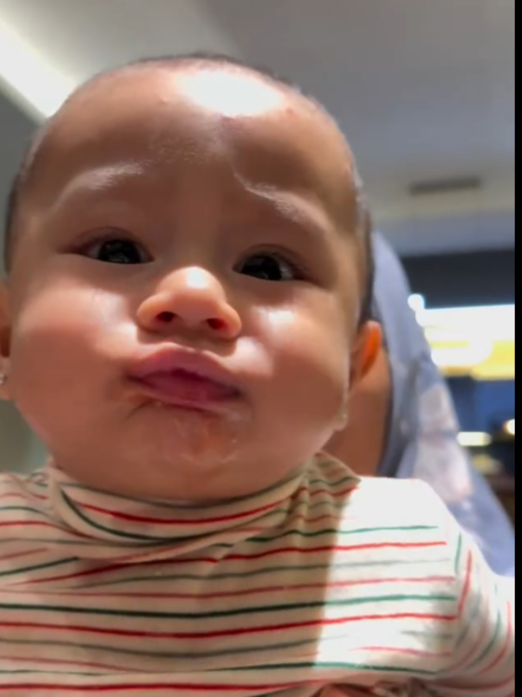 Udah bisa mam sendiri adek 😍🥰.. #muhammadlevianalfatihbillar #leshiativanabillar #lestykejora #rizkybillar #leslar 