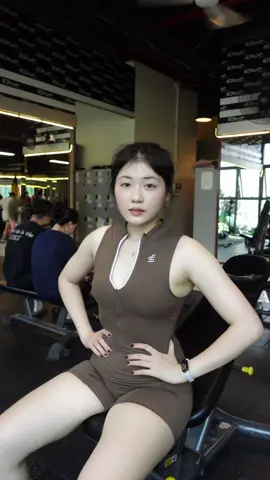 consistency ⏳ #xuhuong #gym #gymgirl #Fitness #tuelinh 