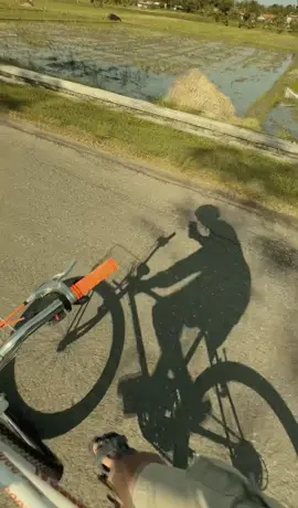 masar...  #comuterbike #sepeda #sepeda #mtbvintage #sepedafederal #federal #gowes #gowessepeda #citybike #bike #streetcat 