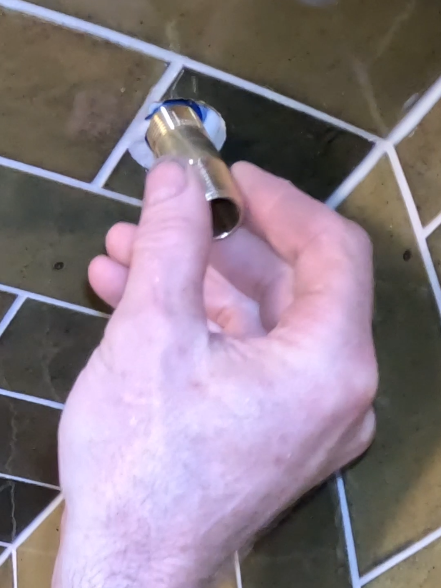 Plumbing Handheld Shower LEARN to DIY 👉 www.bathroomremodelingteacher.com #DIY #plumbing #shower #bathroomremodel #bathroomremodelingteacher