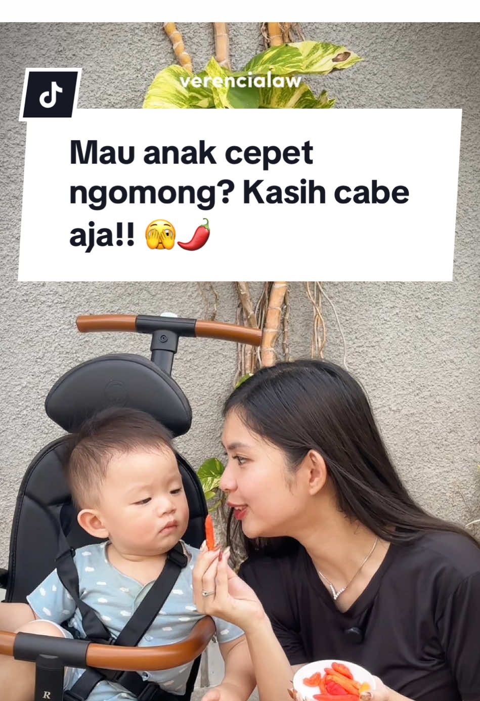 Mau anak cepet ngomong? Kasih cabe aja!? 🫣 . . #cabe #makancabe #anak #sambal #makansambel #spicy #spicyfood #VerenciaLaw 