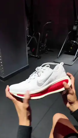 Nike Vomero 18 Sports Shoes  For Order & more details contact us on WhatsApp +971563211371 #nike #nikevomero #shoes #sneakers #fyp #foryou #foryoupage 