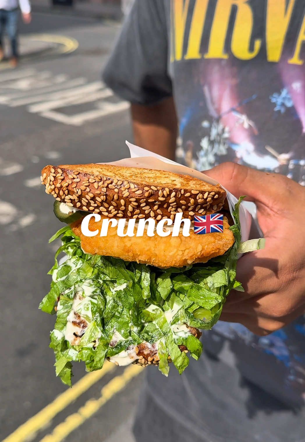 ‏Crunch 🇬🇧 سندويشات حلال ديلي رهيبة جداً في سوهو 📍 - - - - - - - #لندن#london #مطاعم_لندن#الشعب_الصيني_ماله_حل😂😂 
