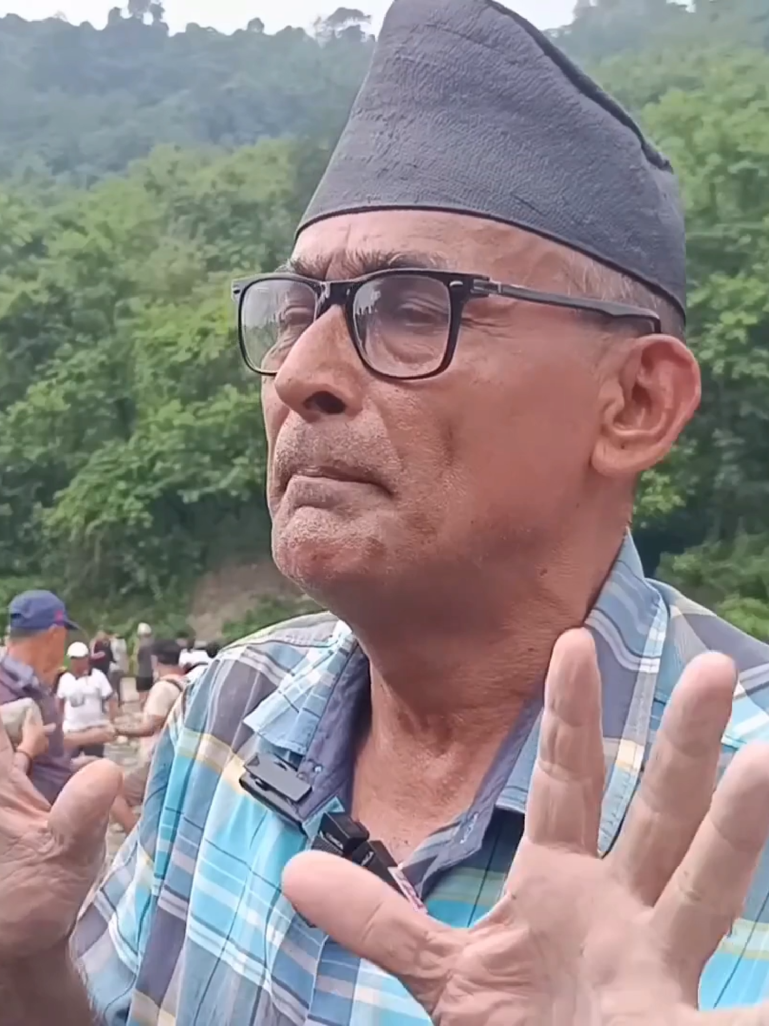 म आफू धनी बन्न होइन धरान र यो देशलाई धनी बनाउन हाम्फालेको मान्छे ! #harkasampang #harkasampangrevolution #dharannepal #dharan