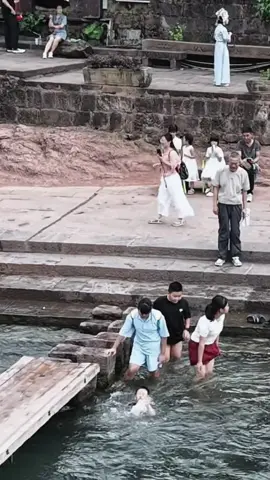Kid in water, 4 ready to rescue—including a Russian girl 💪 #rescue #brave 