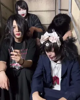 is #senketsuakochan even real?