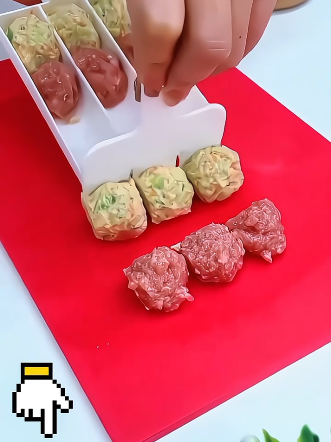 nah kan jadi lebih praktis tidak belepotan ke tangan 🤠👉🔽#alatcetakbakso #alatcetakpentol #alatcetakbalabala #peralatandapur #pyfツ 