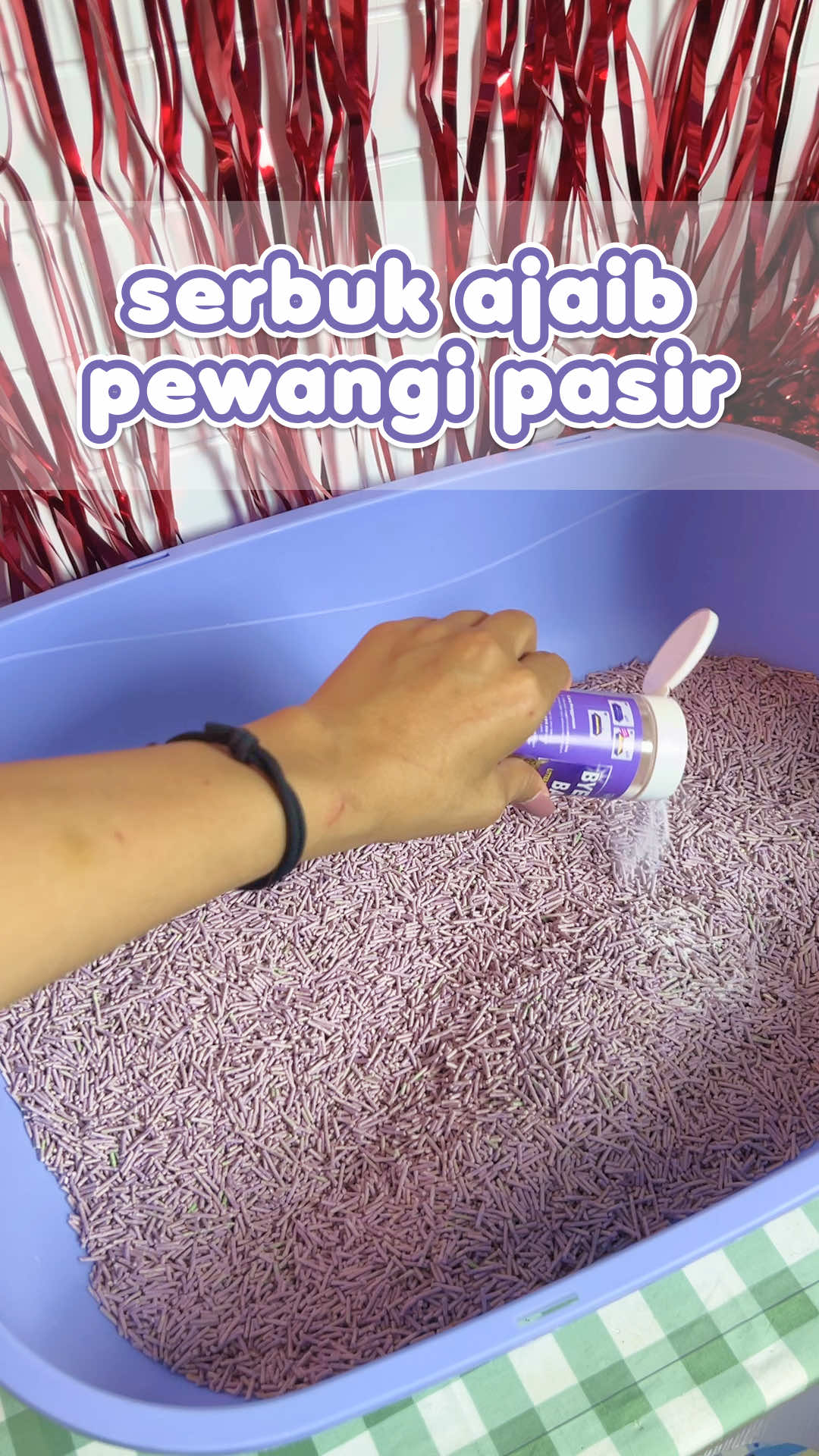 Replying to @lhellypop setuju bangeeet, aku jarang banget ganti pasir karena pakai bye bye bau ini sekaligus bisa nyerap kelembaban pasir, jadi ga bau deh 😻🫶 #KucingMerdekaDrBulu #AffiliateDrBulu #17anBersamaKucing #kucing #cat 