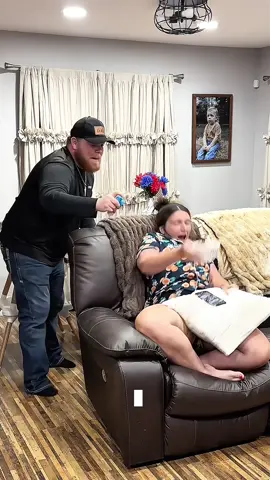 Poor husband 🤣🤣#scare #scared #scareprank #prank #fun #funny #viral #trending #jumpscare #couple #family #fyp #foryourpage 