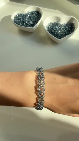 #creatorsearchinsights #custombracelets #tutorial #handmadejewelry #diybracelet #beadedbracelet #handmadewithlove #giftideas #beadtutorial #handmadetutorial #beadedbracelet #seedbead #seedbeads #beadsjewelry #beadsbracelet #beadedjewelryofinstagram #seedbeadbracelet #handmadebracelets