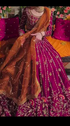 Sharara suit 😍 #almakkahbanarasi   📞03472889976 📞03422340424 📞 ‪+92 323 2979606‬ #mehendidesign  #mehendidress  #walimadress #partywear #eidoutfit #fyp #viral 