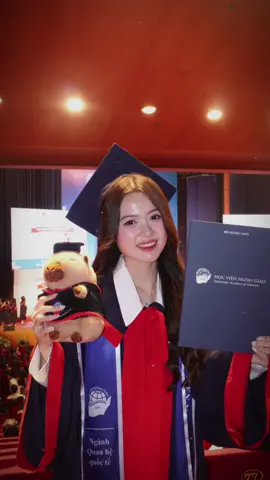 Tân Cử nhân xuất sắc ngành Quan hệ quốc tế xin ngheee✌🏻 #CapCut #tốtnghiệp #daver #hocvienngoaigiao #dav 
