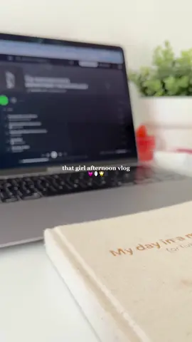 That girl afternoon 🧖🏼‍♀️💕 #Vlog #afternoon #thatgirl #Summer #aesthetic     