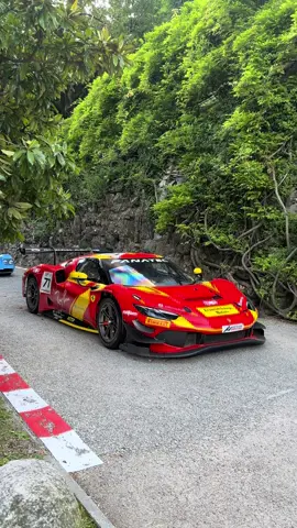 Ferrari 296 challenge ❤️💛 #ferrari #296 #challenge #lakecomo 