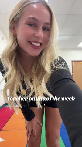 First week back! Sad summer is over but so excited to meet my kiddos next week 🤩 Outfits from: @Under Armour @Nike @Amazon @abercrombie @Italian Shoemakers @TJ Maxx @lululemon @Aritzia #fyp #teacher #teachersoftiktok #teachertok #OutfitsOfTheWeek #teacherootd 