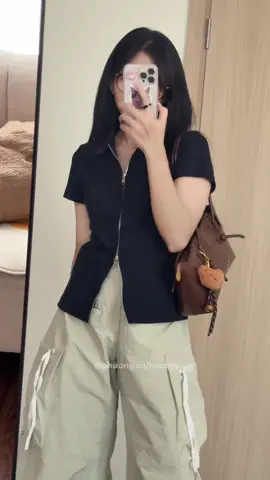 cái màu sáng da xỉuuu 🍒🫶 #backtoschool #OOTD #outfitideas #aopolo #aopolodep #aokieu #aothun 