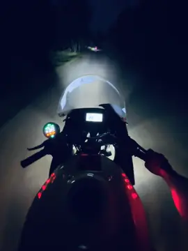 Eka eka 😶 #swag #bangladesh #viralvideo #favourite #foryou #rawgsxr #highway #gsxr #Gsxr @TikTok 