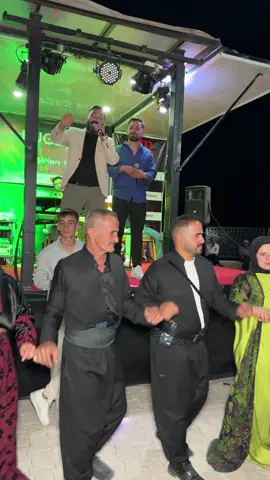 #Rugeşbazi #dawet #kurdıshmusic #zaxo #duhok #sheladze #keşfet #hakkaridügünleri #yüksekovadüğünleri #şemdinlidüğünleri #gever #şemdinli #başkale #vandüğünleri #silopi #uludere #uluderedüğünleri #tövb #tövbe 