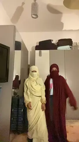 بوم بوم بوم بوم بوم 😂 😂 #ترند #بنات_خالات #اغاني 