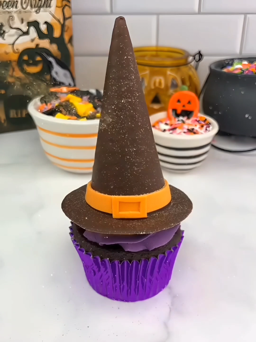 It's almost time! be prepared with these fun treat ideas!!🧡🦇👻🎃🧡 #Halloween #food #snacks #treats #treatideas #halloweentok #halloweencountdown #halloweentiktok #DIY #fyp