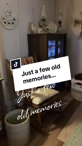 Just a few old memories… #Home #vintage #memories #grandmasoftiktok #antiques #fyp #foryoupage 