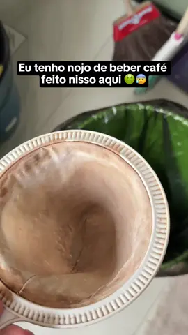 Se você ainda usa esses tipo de coador você tá colocando sua saúde em risco #cafe #cafeteria #cafegourmet 