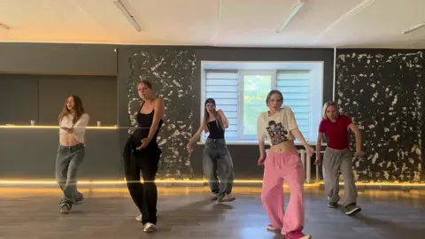 затупила в конце, но мы старались 🫶🏻 @appriy @♡ @ninnochkaa @nady2010 