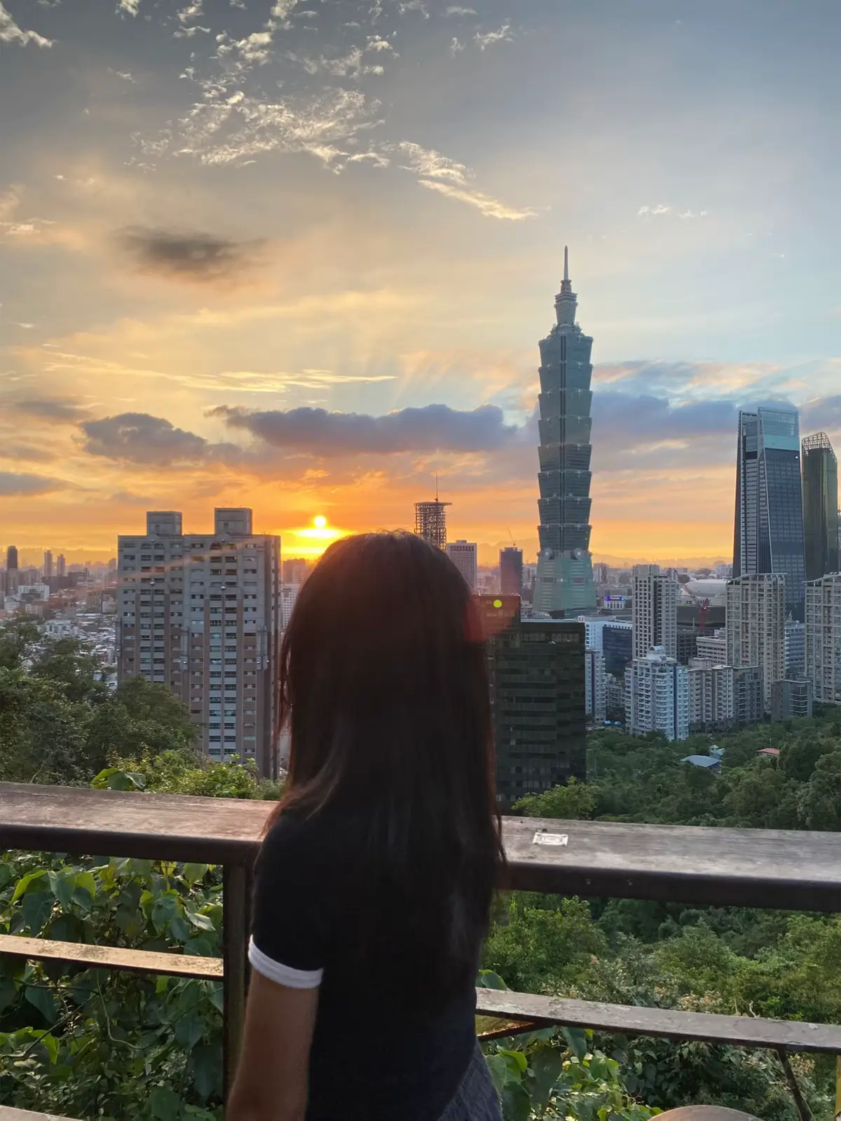 Forever a sunset’s lover  #taipei101🇹🇼 #taipei #taiwan #sunset #travel 
